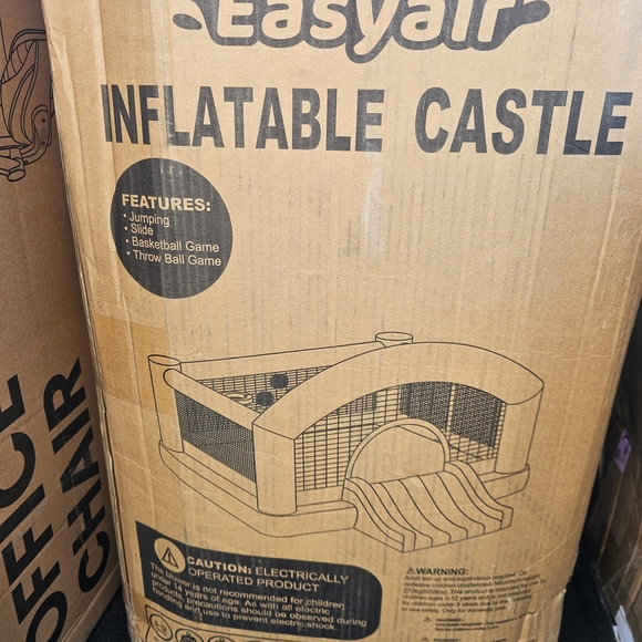 Inflatable Bounce House - Picture 2 of 7